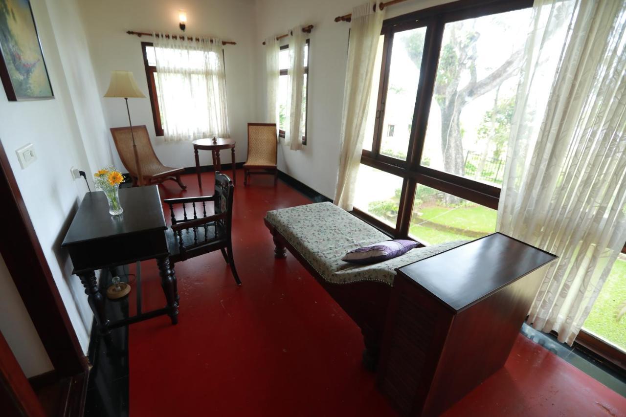Amritara The Poovath Beachfront Heritage, Fort Kochi Exterior photo
