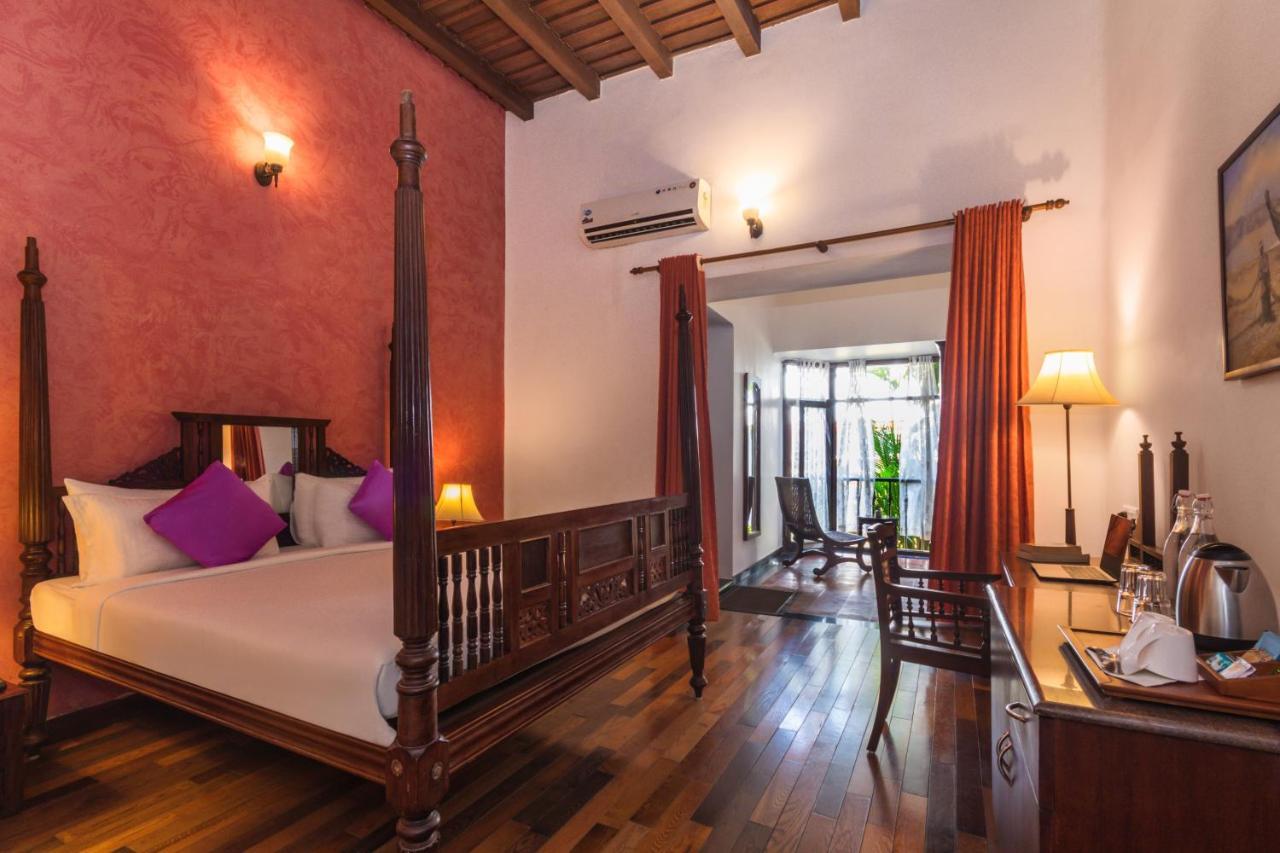 Amritara The Poovath Beachfront Heritage, Fort Kochi Exterior photo