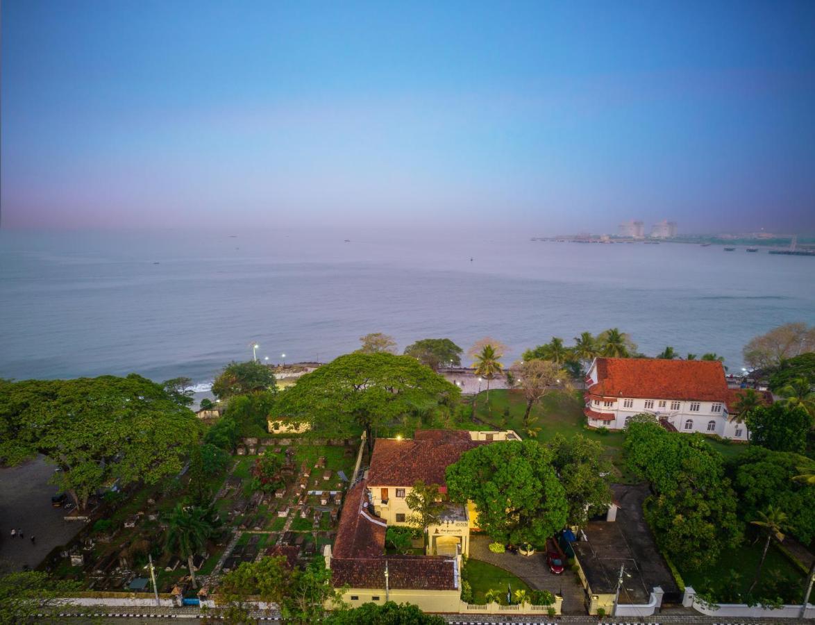 Amritara The Poovath Beachfront Heritage, Fort Kochi Exterior photo