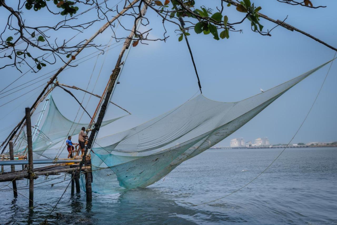Amritara The Poovath Beachfront Heritage, Fort Kochi Exterior photo